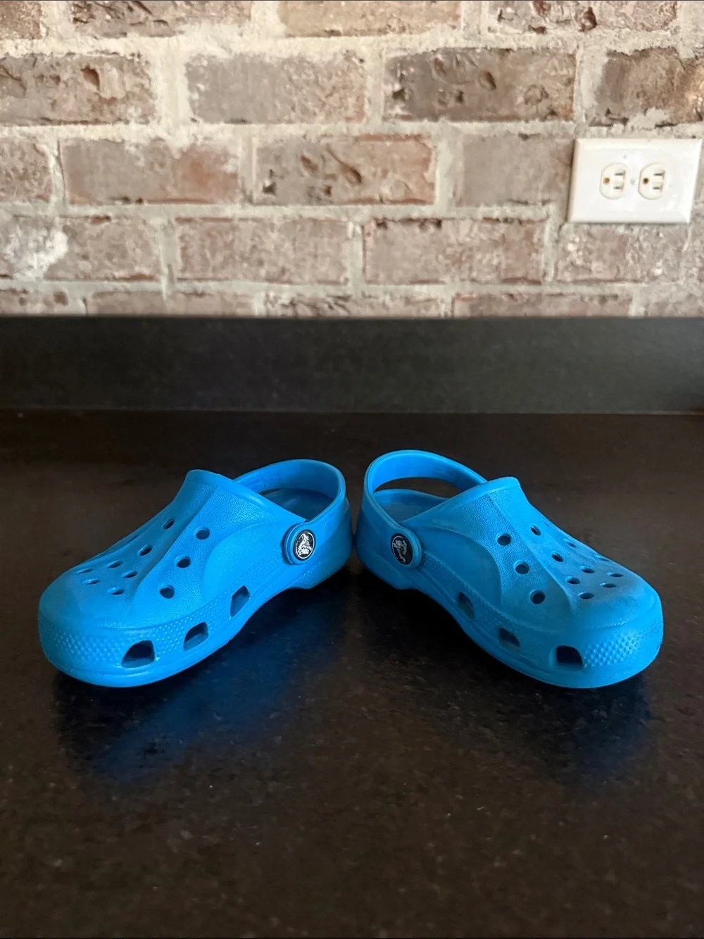 CROCS Kids Bright Blue Classic Clogs